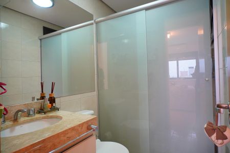 Apartamento para alugar com 66m², 2 quartos e 1 vagaBanheiro da Suíte