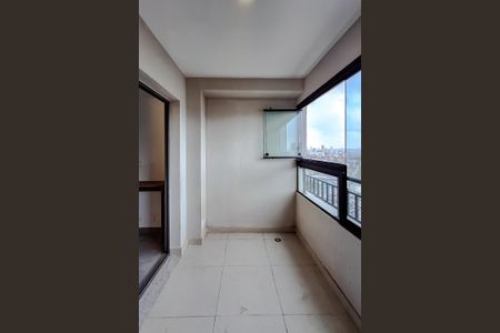 Varanda de kitnet/studio para alugar com 1 quarto, 32m² em Vila Dom Pedro I, São Paulo