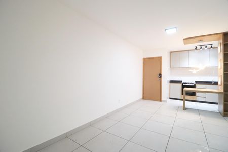Sala de apartamento para alugar com 2 quartos, 66m² em Granja Marileusa, Uberlândia
