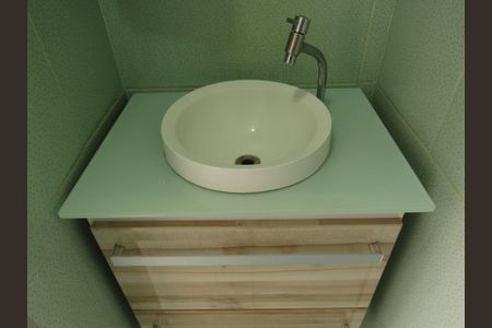 Apartamento à venda com 50m², 2 quartos e 1 vagaBanheiro Social