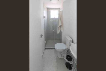 Apartamento à venda com 38m², 2 quartos e sem vaga Apartamento à venda com 38m², 2 quartos e sem vagaBanheiro Social