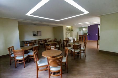 Apartamento à venda com 76m², 3 quartos e 1 vagaÁrea comum - Salão de festas