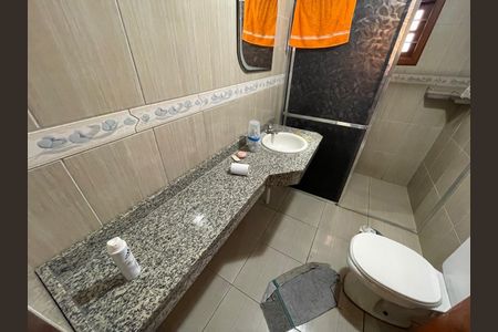 Casa para alugar com 300m², 3 quartos e 2 vagasBanheiro 1