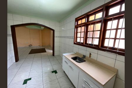 Casa para alugar com 300m², 3 quartos e 2 vagasCozinha
