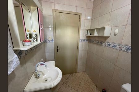 Casa para alugar com 300m², 3 quartos e 2 vagasBanheiro da Suíte