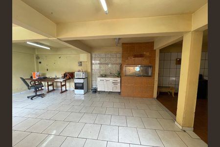 Casa para alugar com 300m², 3 quartos e 2 vagasÁrea comum - Churrasqueira