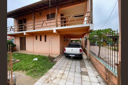 Casa para alugar com 300m², 3 quartos e 2 vagasFachada