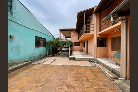 Casa para alugar com 300m², 3 quartos e 2 vagasQuintal