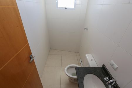 Casa à venda com 89m², 3 quartos e 2 vagasBanheiro Social