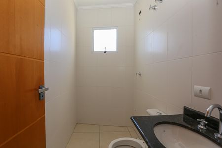 Casa à venda com 89m², 3 quartos e 2 vagasBanheiro Social