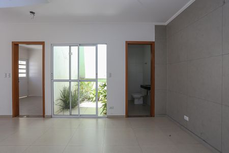 Casa à venda com 89m², 3 quartos e 2 vagasSala