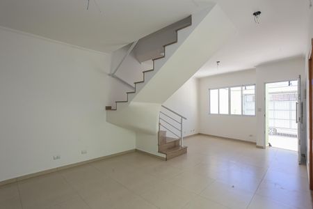 Casa à venda com 89m², 3 quartos e 2 vagasSala