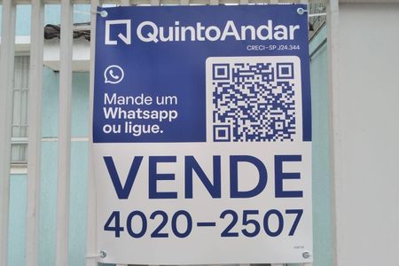Casa à venda com 373m², 6 quartos e 4 vagasFachada