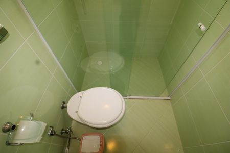 Casa à venda com 373m², 6 quartos e 4 vagasBanheiro 2