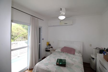 Casa à venda com 373m², 6 quartos e 4 vagasQuarto 1