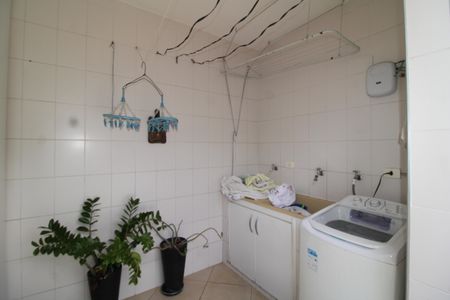 Casa à venda com 373m², 6 quartos e 4 vagasÁrea de Serviço