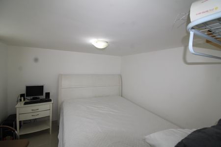 Casa à venda com 373m², 6 quartos e 4 vagasÁrea Comum - Quarto