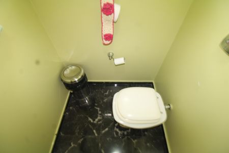 Casa à venda com 373m², 6 quartos e 4 vagasLavabo