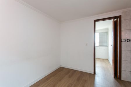 Sala de apartamento para alugar com 2 quartos, 47m² em Conjunto Residencial José Bonifácio, São Paulo
