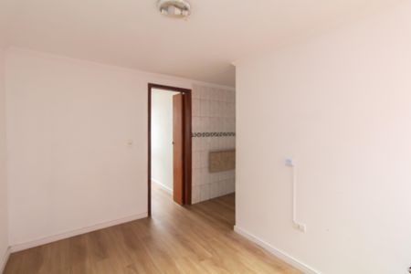 Sala de apartamento para alugar com 2 quartos, 47m² em Conjunto Residencial José Bonifácio, São Paulo