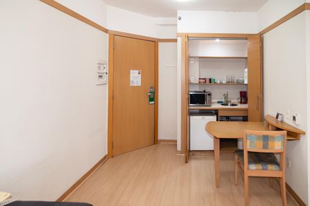 Apartamento à venda com 33m², 1 quarto e 1 vaga Apartamento à venda com 33m², 1 quarto e 1 vagaStudio