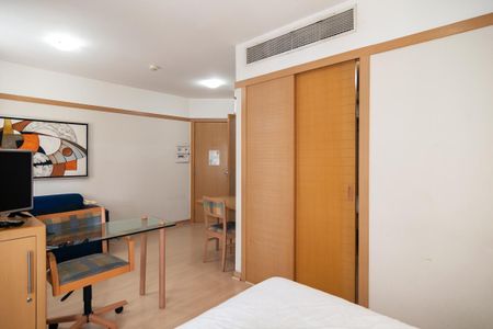 Apartamento à venda com 33m², 1 quarto e 1 vaga Apartamento à venda com 33m², 1 quarto e 1 vagaStudio