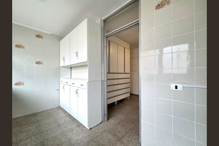 Apartamento para alugar com 152m², 3 quartos e 3 vagasCozinha