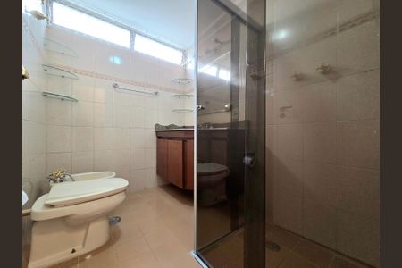 Apartamento para alugar com 152m², 3 quartos e 3 vagasBanheiro da Suíte