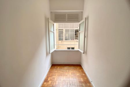 Apartamento à venda com 40m², 1 quarto e sem vagaSala 