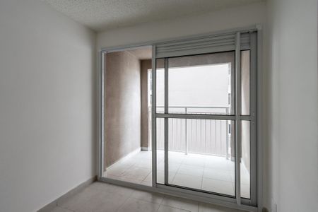 Apartamento para alugar com 2 quartos, 34m² em Parque Industrial Tomas Edson, São Paulo