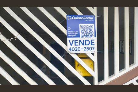 Casa à venda com 180m², 3 quartos e 2 vagasplaca