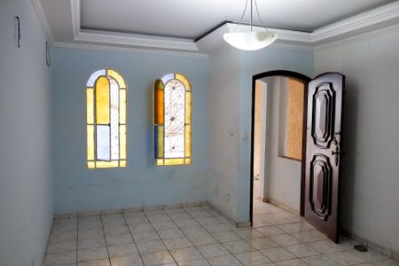 sala de casa para alugar com 3 quartos, 180m² em São Pedro, Osasco