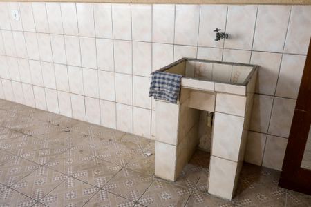 Casa à venda com 180m², 3 quartos e 2 vagasLavanderia