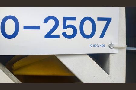 Casa à venda com 180m², 3 quartos e 2 vagasplaca