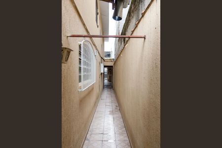 Casa à venda com 180m², 3 quartos e 2 vagasCorredor