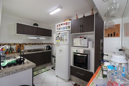 Apartamento à venda com 130m², 2 quartos e 2 vagasCozinha