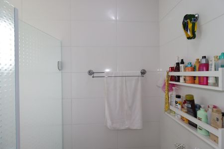 Apartamento à venda com 130m², 2 quartos e 2 vagasBanheiro da Suíte