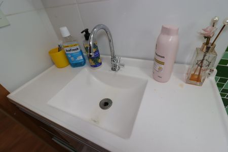 Apartamento à venda com 130m², 2 quartos e 2 vagasBanheiro Social - Pia