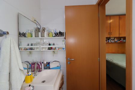 Apartamento à venda com 130m², 2 quartos e 2 vagasBanheiro da Suíte