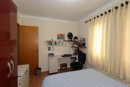 Quarto de apartamento à venda com 2 quartos, 130m² em Vila Marina, Santo André