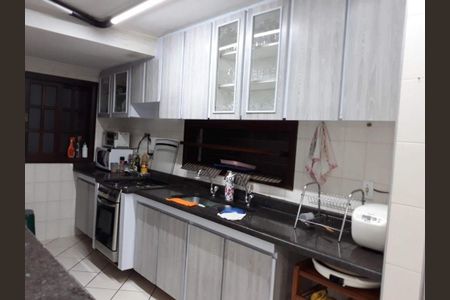 Casa à venda com 3 quartos, 245m² em Sacoma, São Paulo