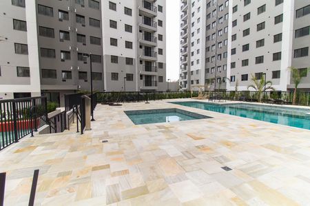 Apartamento para alugar com 38m², 2 quartos e sem vagaÁrea comum - Piscina