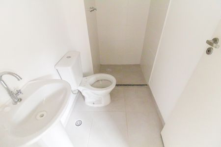 Apartamento para alugar com 38m², 2 quartos e sem vagaBanheiro