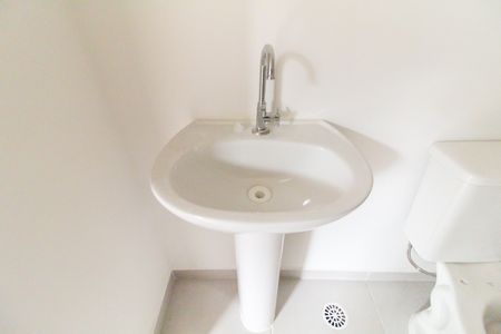 Apartamento para alugar com 38m², 2 quartos e sem vagaBanheiro