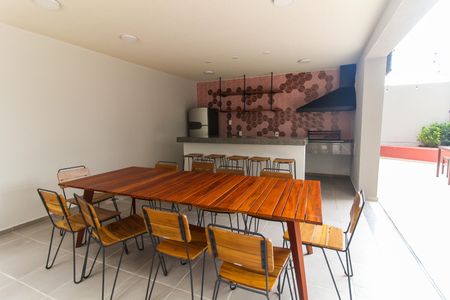 Apartamento para alugar com 38m², 2 quartos e sem vagaÁrea comum - Churrasqueira