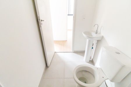 Apartamento para alugar com 38m², 2 quartos e sem vagaBanheiro