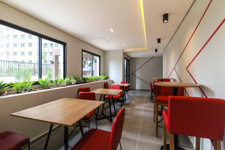 Apartamento para alugar com 38m², 2 quartos e sem vagaÁrea comum - Salão de festas