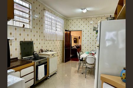 Casa à venda com 2 quartos, 380m² em Campo Belo, São Paulo