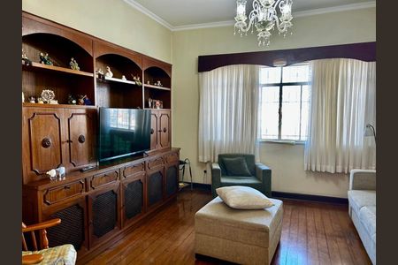 Casa à venda com 2 quartos, 380m² em Campo Belo, São Paulo