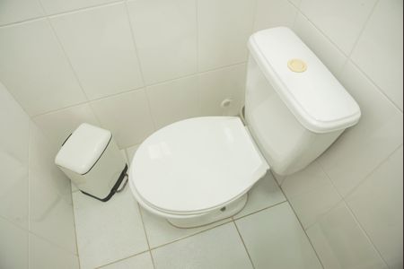 Apartamento à venda com 85m², 2 quartos e 2 vagasBanheiro de Serviço